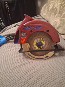 Vintage 70's or 80's  old school SkilSaw