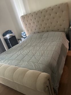 King Bed With Mattress