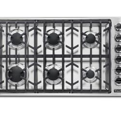 Viking 36 Inch Gas Cooktop with 6 Sealed Burner: Stainless Steel, Natural Gas, Retail $3089