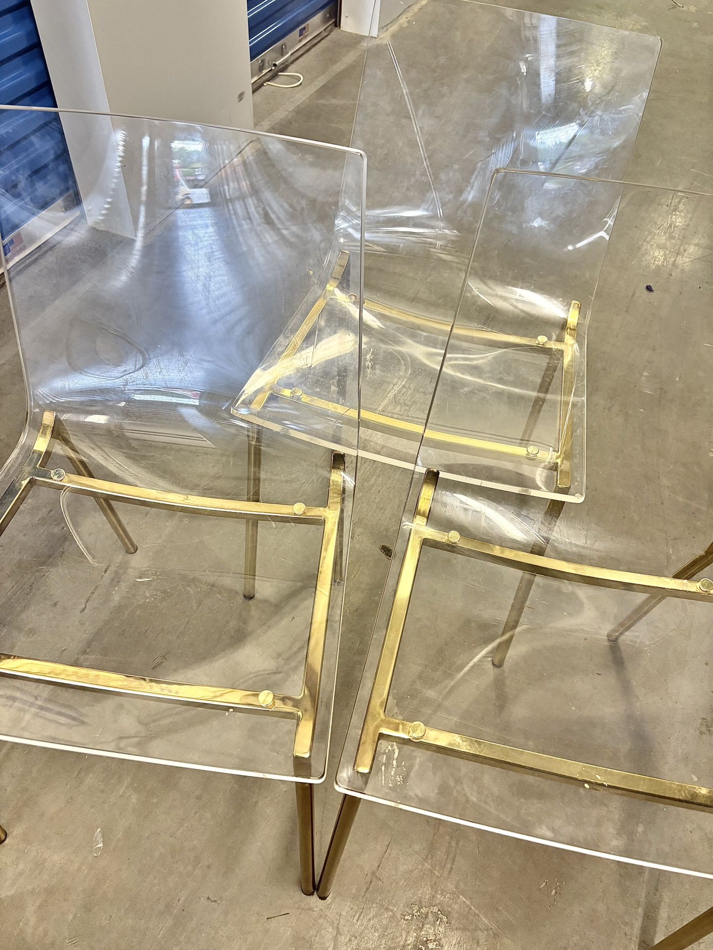 DINNIG CHAIRS. !! (NEW)