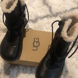 Ugg Women’s Boots ( Short Ones) Size 8 