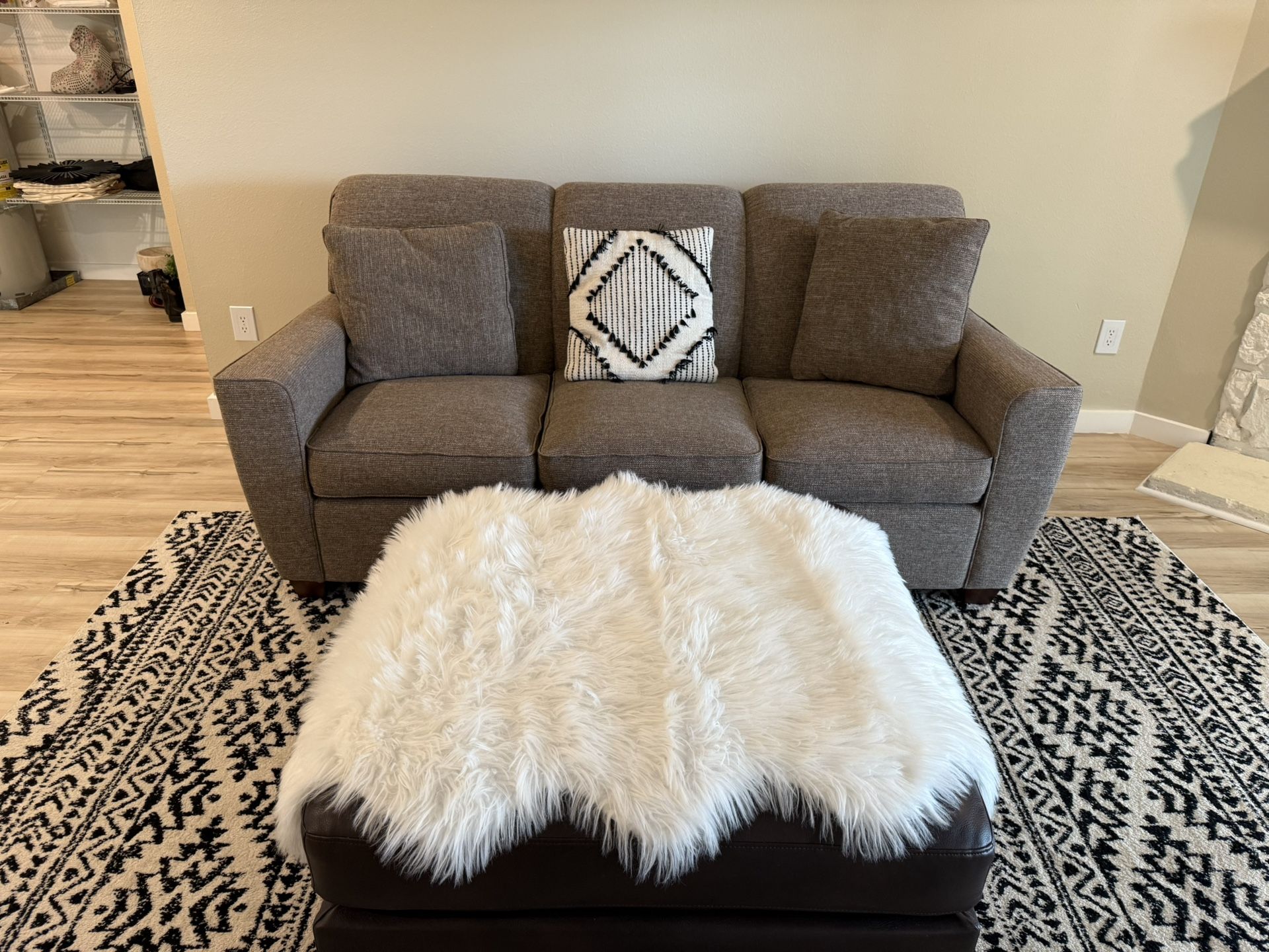 La Z Boy Piper Couch