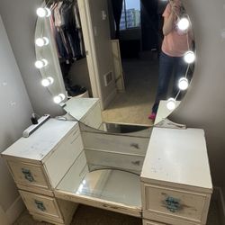 Vintage Makeup Vanity