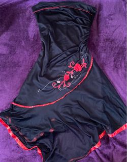 vintage gothic red black red rose detail dress size medium