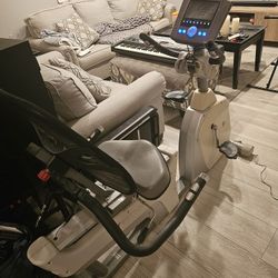 Star Trac ST4730 Recumbent Exercise Bike  LCD Display Does Not Work