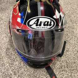 Unisex Arai Signet-X Motorcycle Helmet With Sena Bluetooth