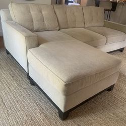 Couch With Right Or Left Facing Chaise