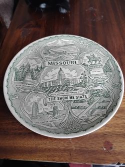 Vintage 9.5" Missouri souvenir plate