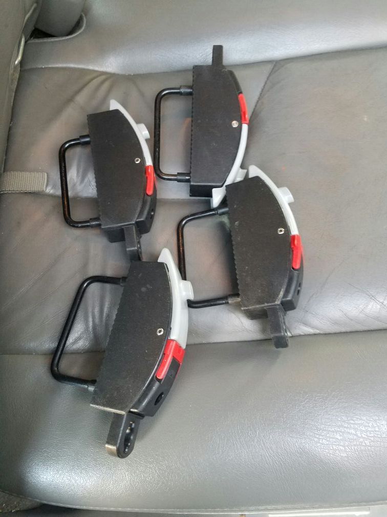 Thule easy snap mounting brackets