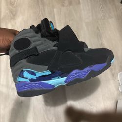 aqua 8s size 7 no box