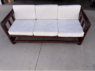 Indoor bench