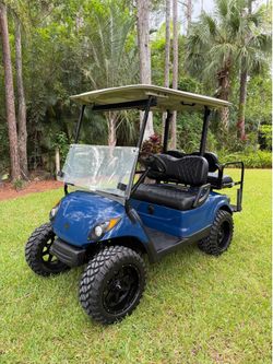 CUSTOM LIFTED 48 VOLT YAMAHA GOLF CART!! 4 SEATER RUNS AND DRIVES GREAT!!