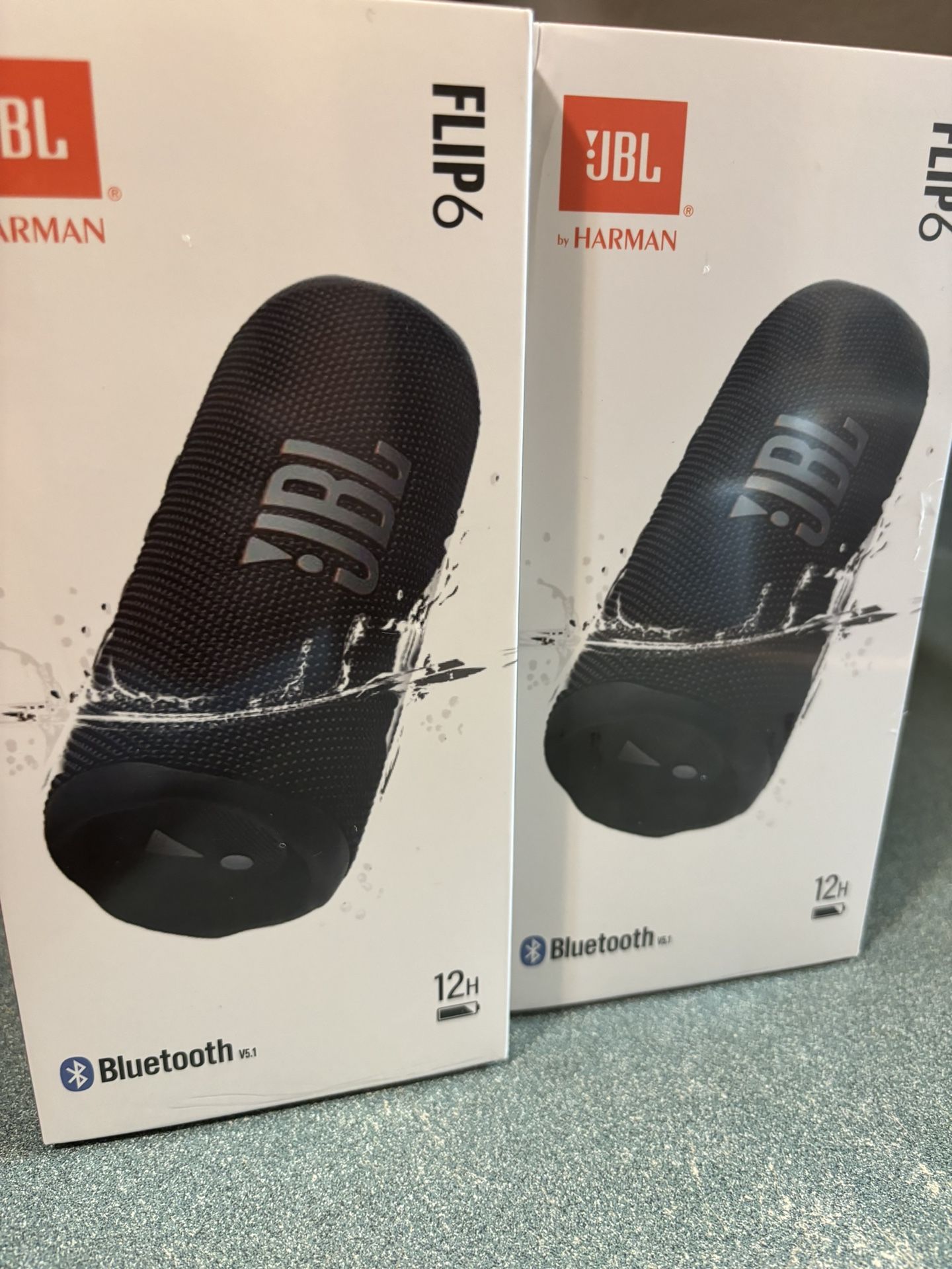 JBL Flip 6 Bluetooth Speaker