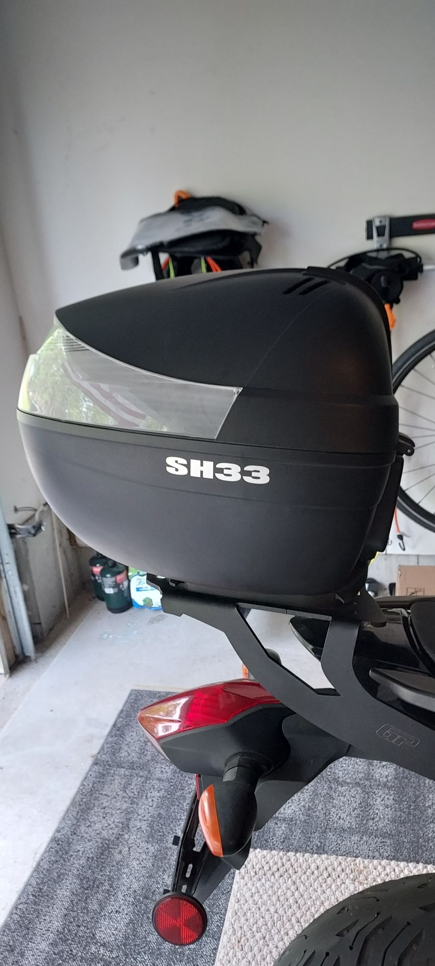 Shad 33 Motorcycle Top Case