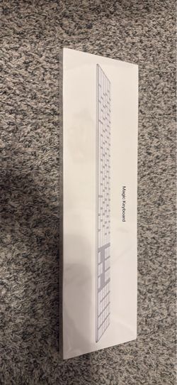 Apple Magic Keyboard with Numeric Keypad - NEW