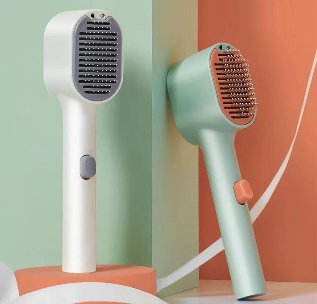  New Cat Electric Massage Comb Dog Automatic Electric Comb Electric Negative Ion Brush Open Knot Comb Pet Massage SPA Comb