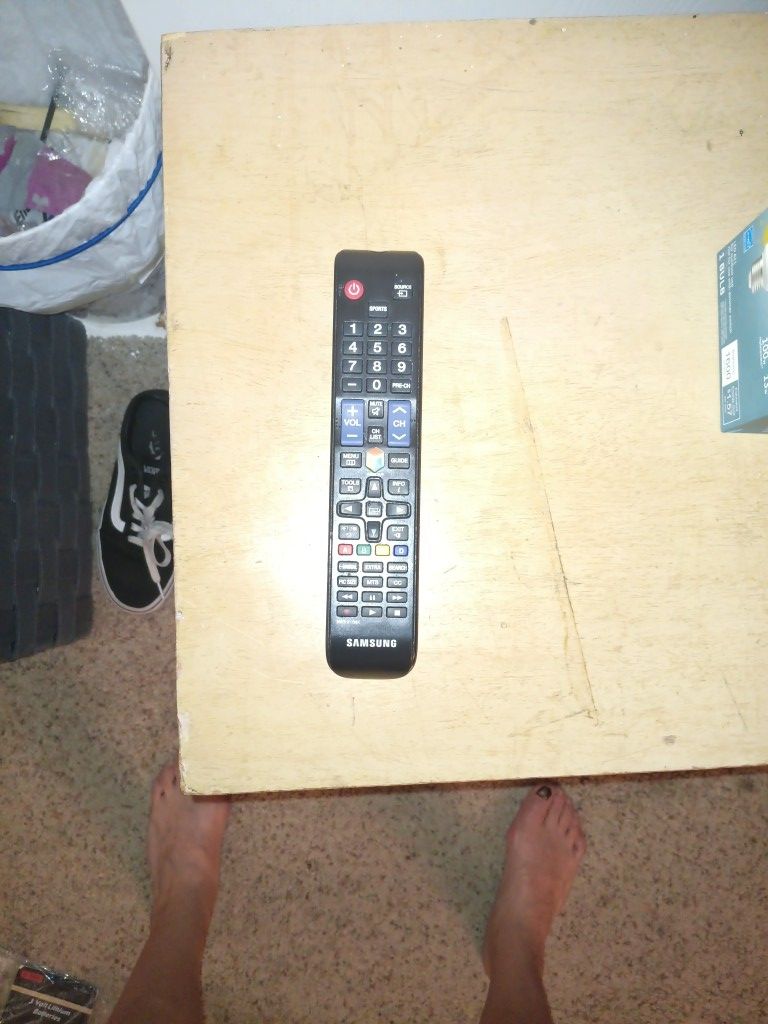 Remote for Samsung 60" Smart TV (UN60JU6500)