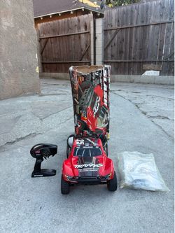 Traxxas Slash RC Car + Remote