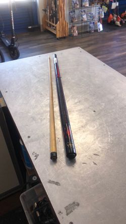 1003 Viper Pro Series Red Diamond 2pc Pool Cue 579082