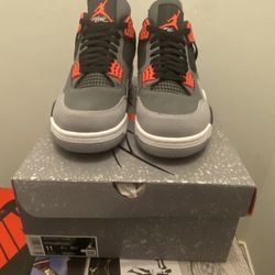 Jordan Retro 4 Infrared 
