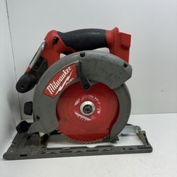 Milwaukee M18 Fuel Brushless Circular Saw 207418/15