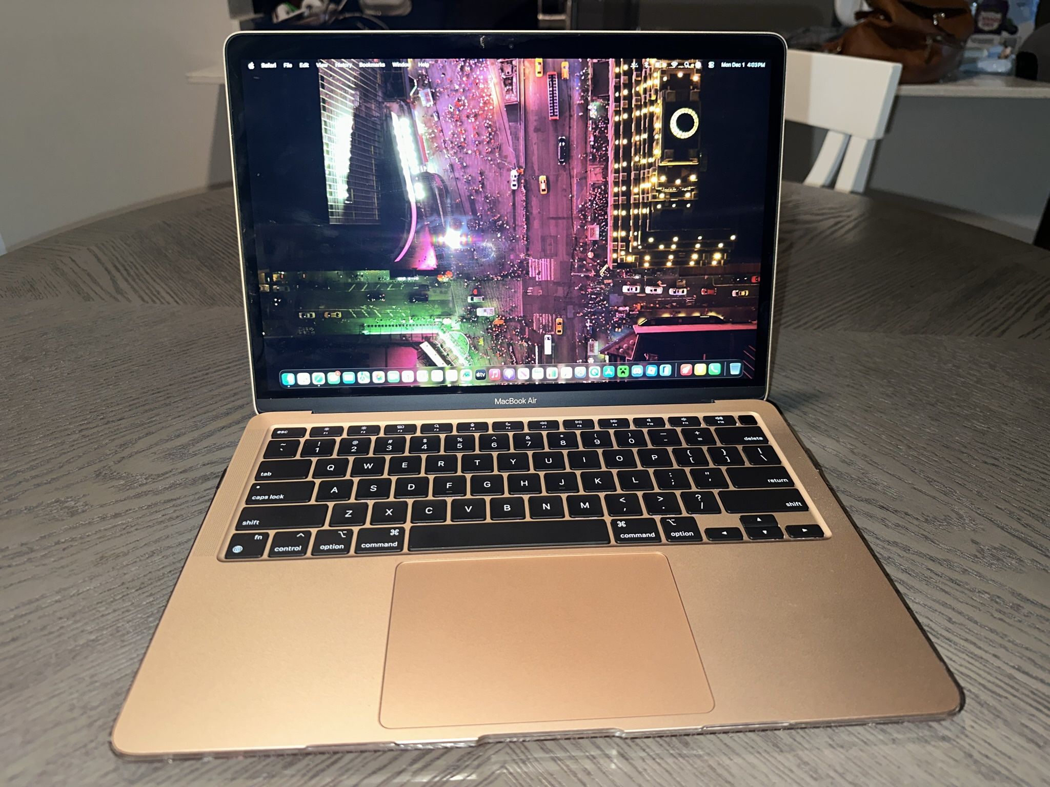 M1 MacBook 2020