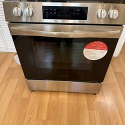 Frigidaire Electric Stove