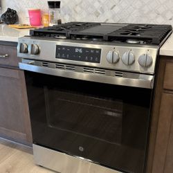 GE Stove