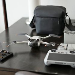 DJI Mini 3 Pro with remote control + ND Filters + 3 batteries + bag