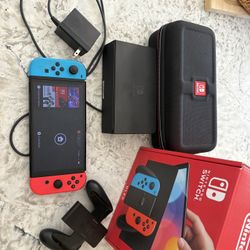 Full Set - Nintendo Switch OLED - Pristine