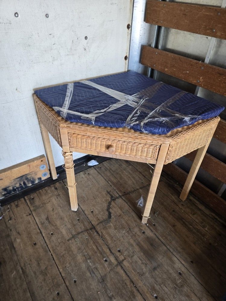 Wicker Desk Glass Table