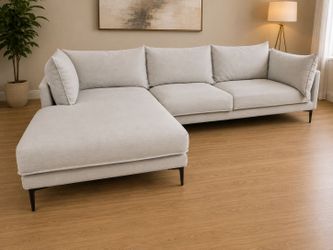 Free delivery nearby of sectional