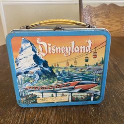 Disneyland Lunchbox With Thermos. Disney Lunch Box