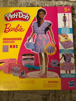 Barbies & dolls