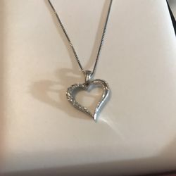 Silver heart necklace