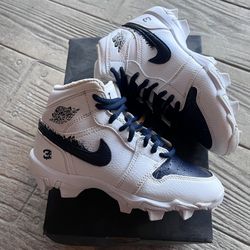 Nike Kids Cleats 2.5Y