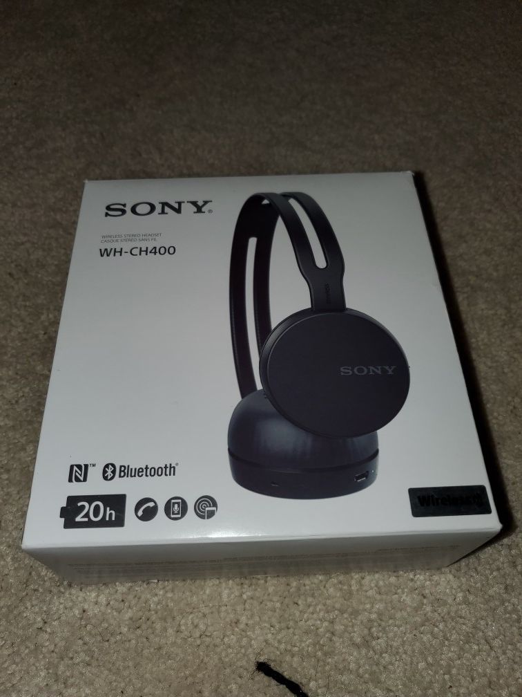 Sony wh Ch400 bluetooth headphones