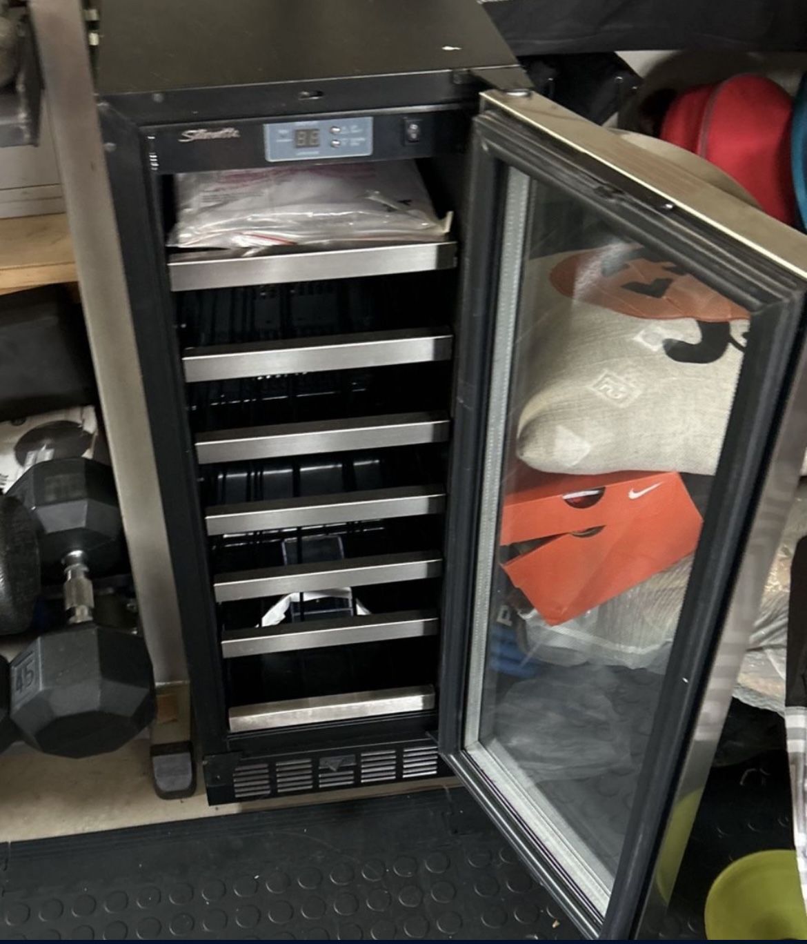 27 Bottles Wine Fridge