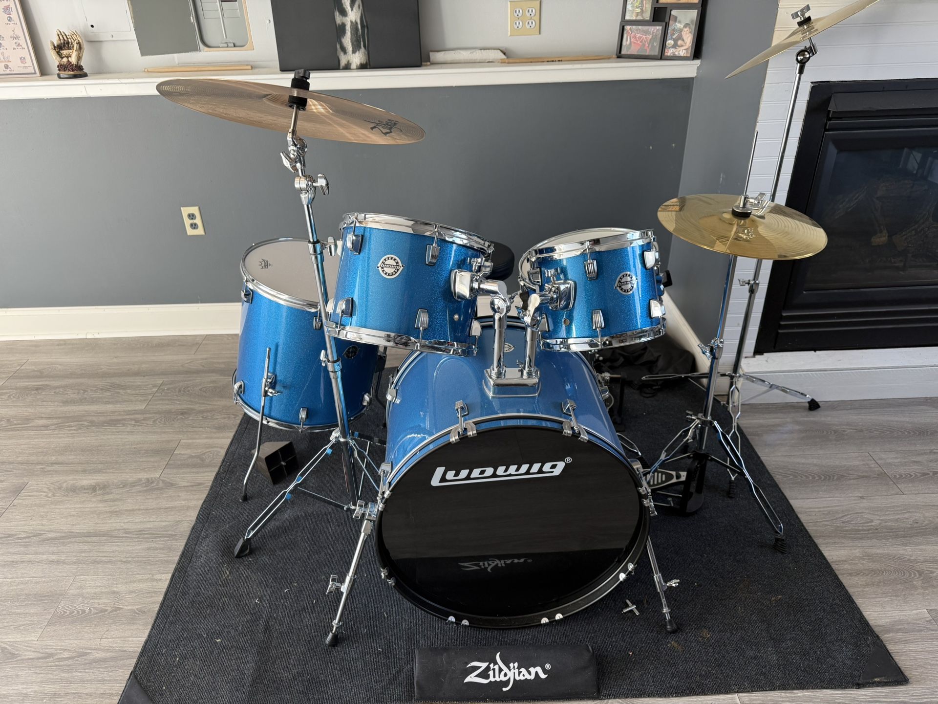 Ludwig Drum set With Double Pedal Ziljian Ride