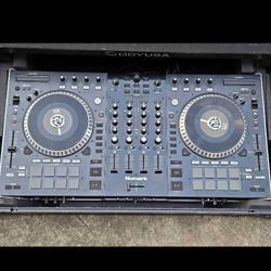 NUMARK NS7 II With Case