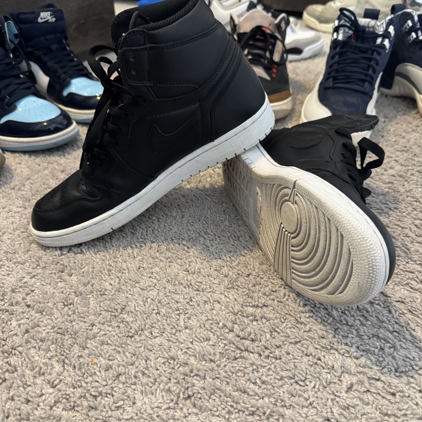 Jordan 1 cyber Monday 9.5