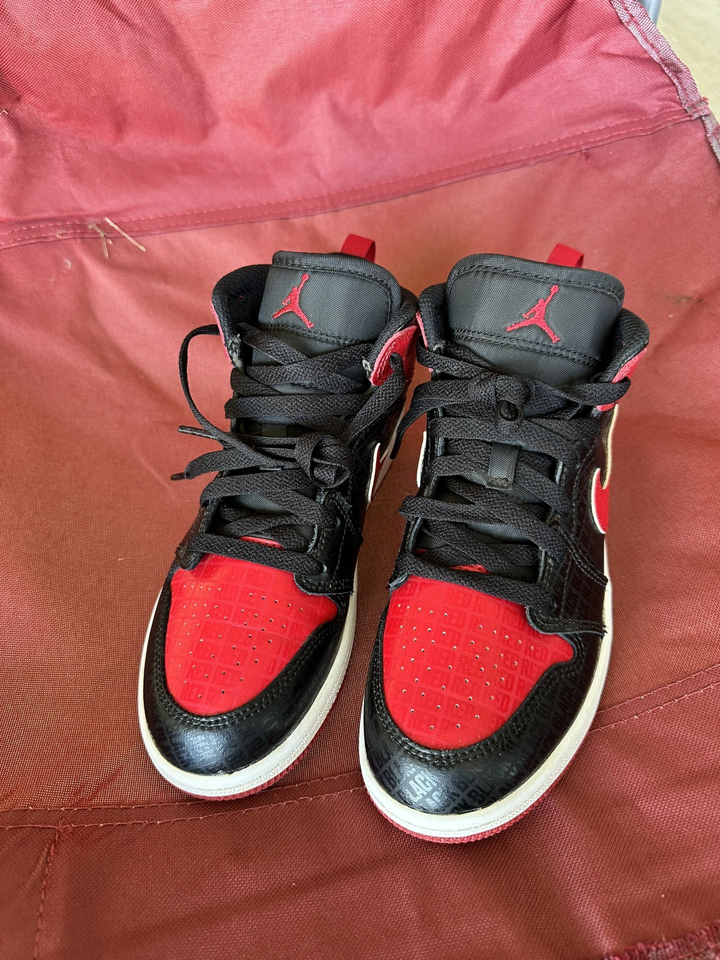 Air Jordan 1 Mid SS GS 'Black + Red = Bred'