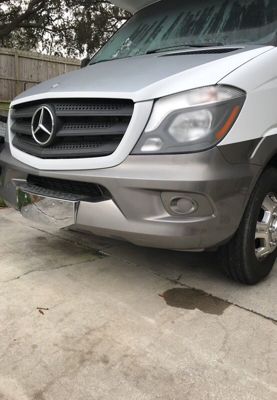 Bumper for a Winnebago view