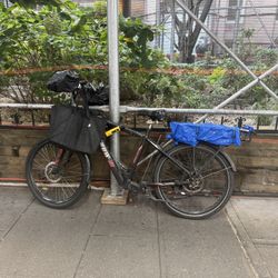 Arrow 10  Bike