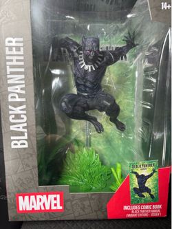 Marvel Black Panther Figurine with Comic Book