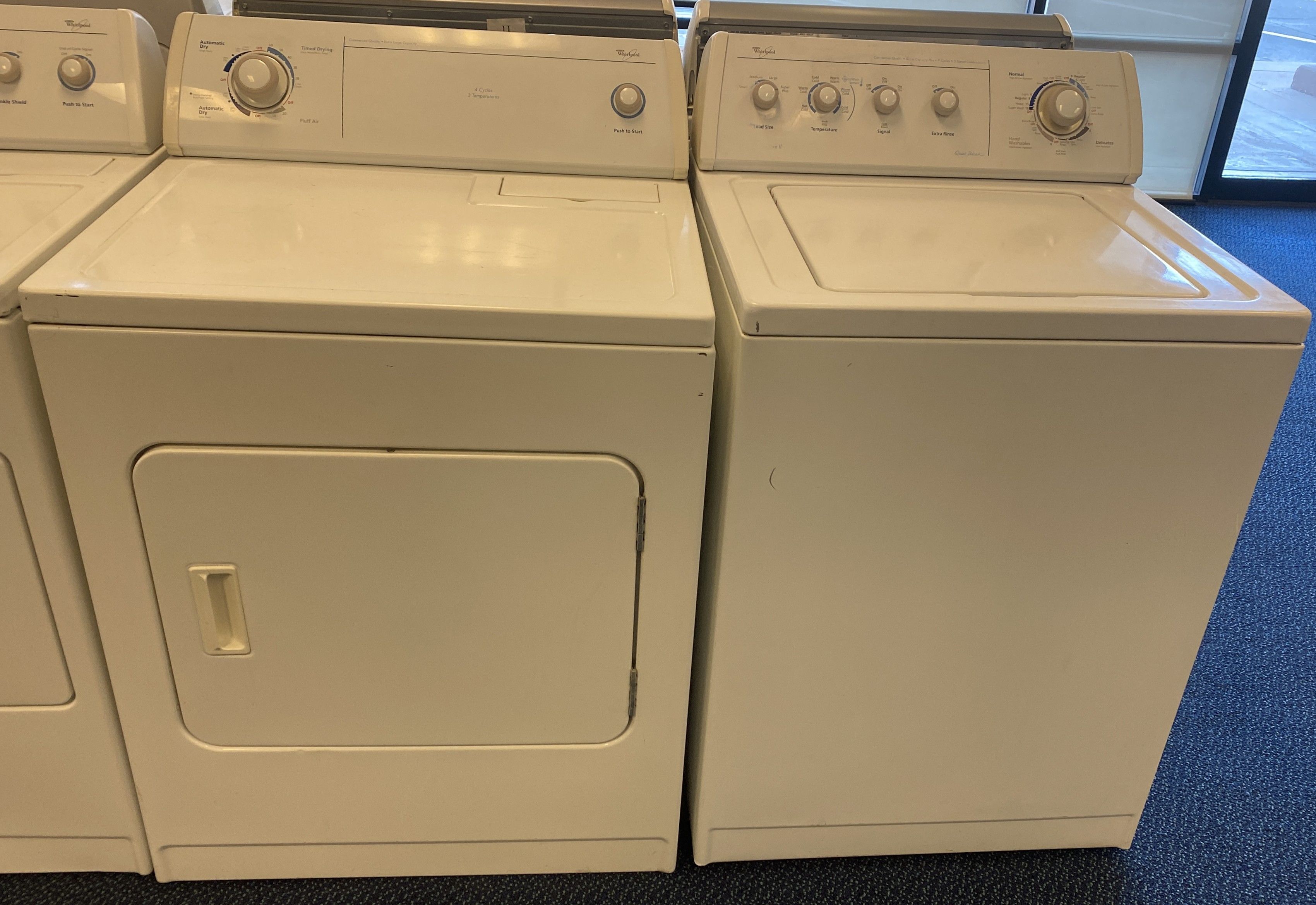White Whirlpool Classic Style Washing Machine and Electric Dryer Set (0-0085)