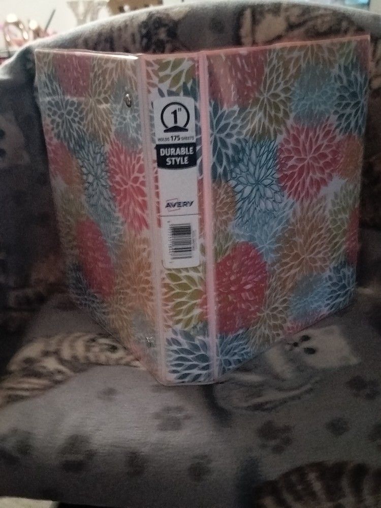 Avery Mini Binder Multicolor