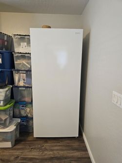 Upright Freezer Frigidaire