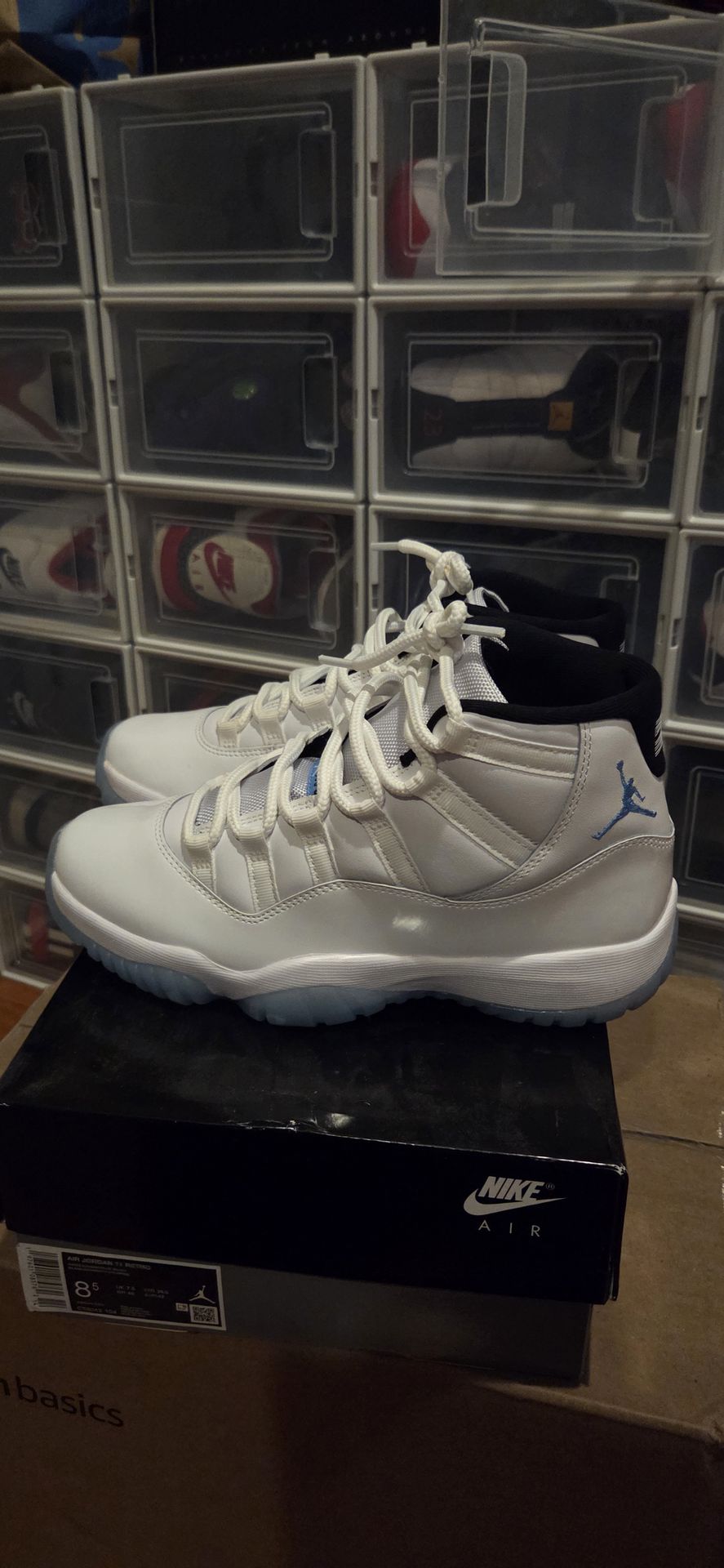 Jordan Retro 11 Legend Blue 8.5