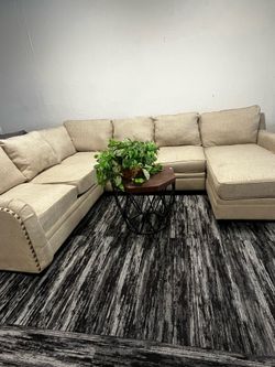 50% OFF SALE 🛋️ 🛌 🪑 DELIVERY 🚚